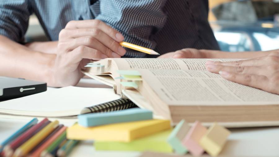 留學生論文輔導