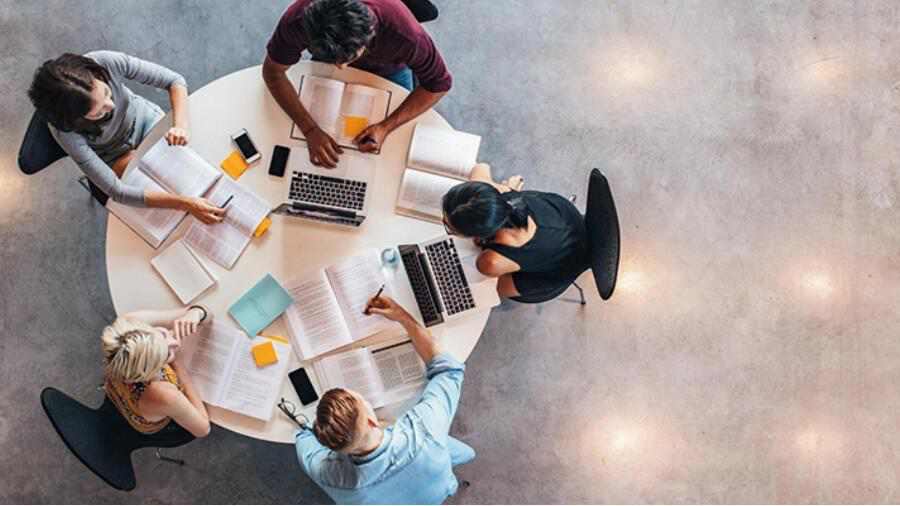 馬來西亞理科大學小組作業